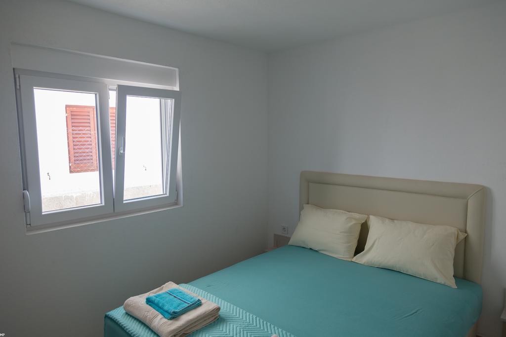 Del Mar Apartments Canj Bagian luar foto