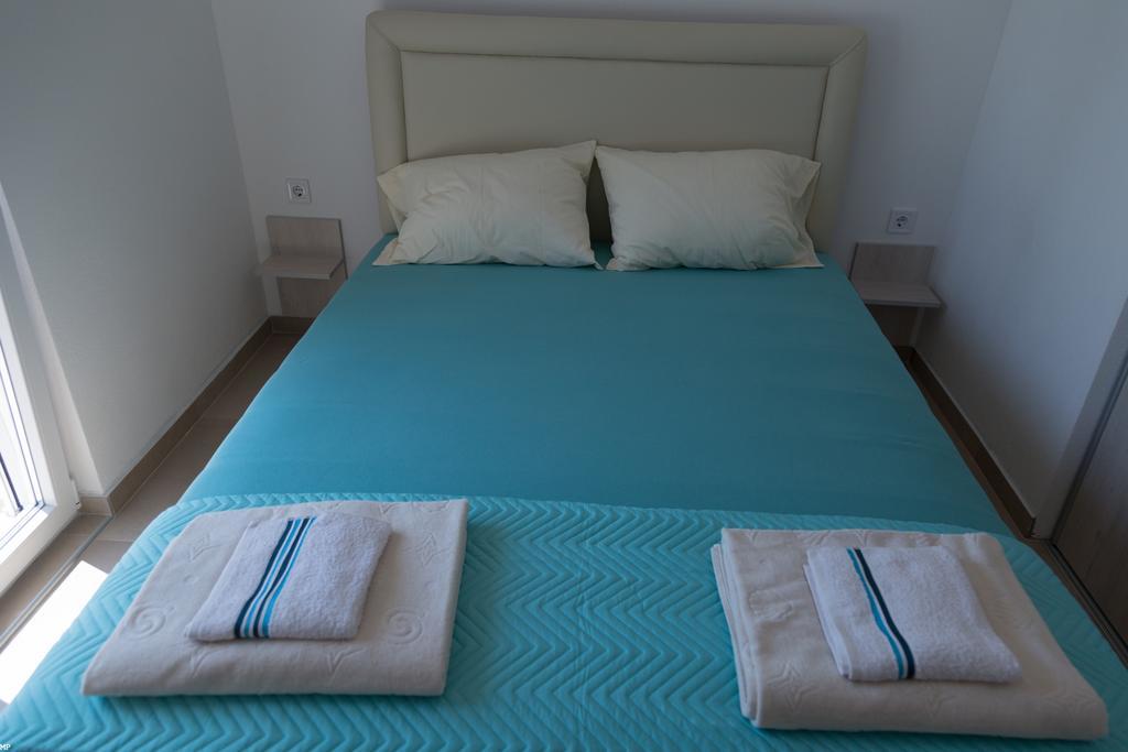 Del Mar Apartments Canj Bagian luar foto